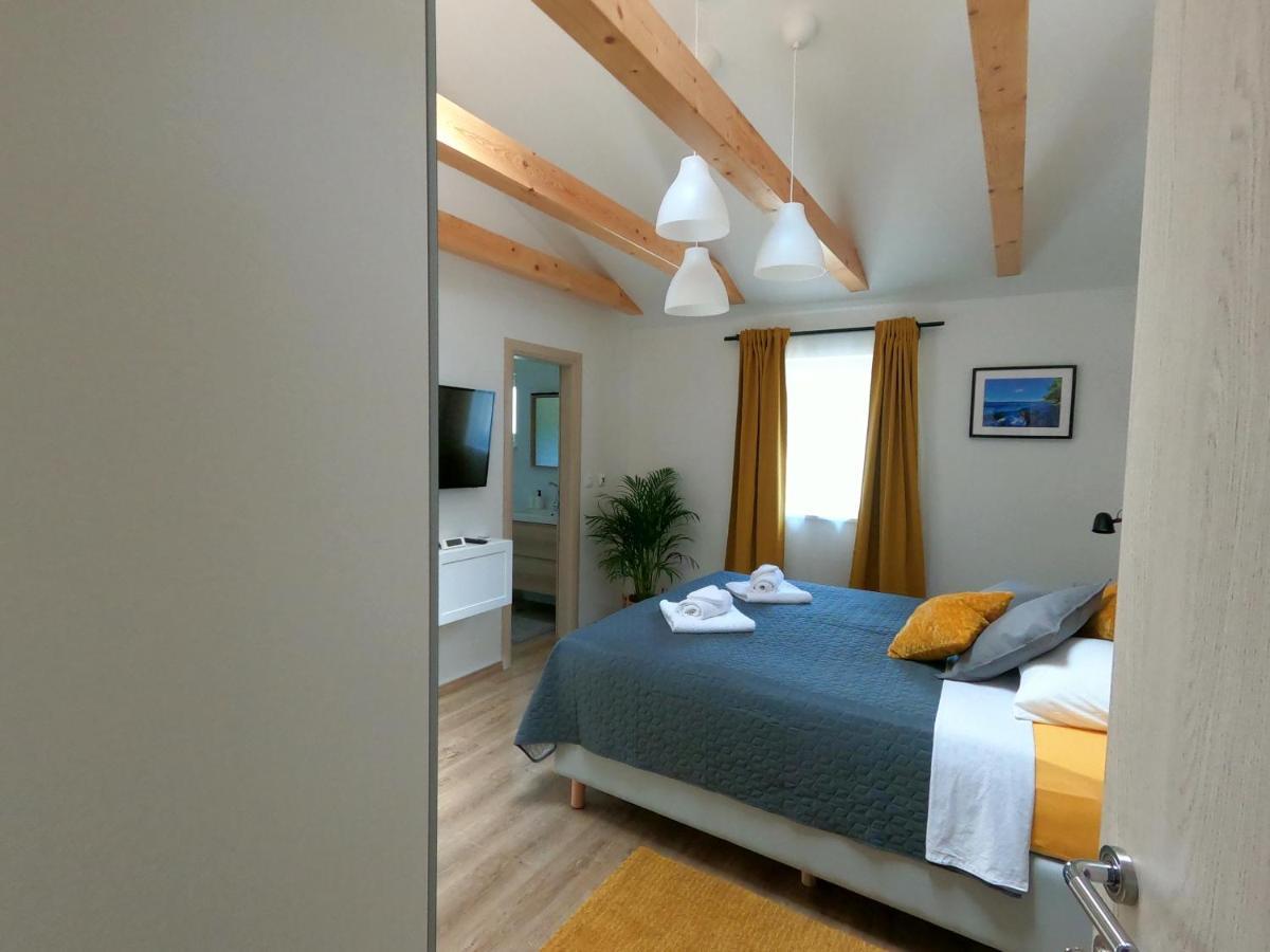Gavan Room Cres Buitenkant foto